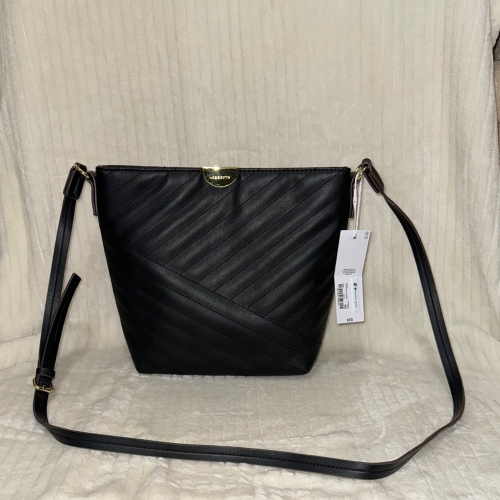 Liz Claiborne Black Quilted Crossbody Bag